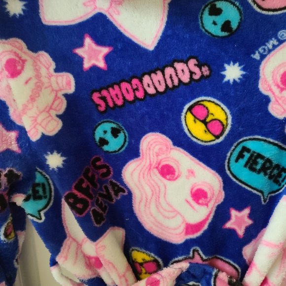 LOL Robe - Picture 4 of 4